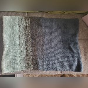 Elegant Multicolor Knit Scarf